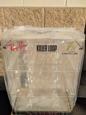 NIB True Vintage Sunglass counter display case holds 18 pairs by Bausch & Lomb